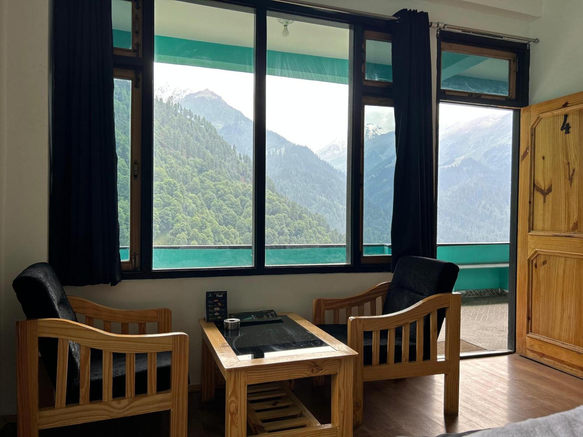 Aman Resort, Tosh Village, Himachal Pradesh Экстерьер фото